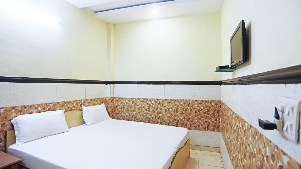 Spot on 37452 Kataria Guest House