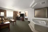 Travelodge Hotel by Wyndham Weyburn Các khách sạn ở Weyburn