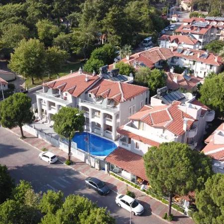Arya Otel