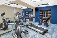 Starkville Inn & Suites