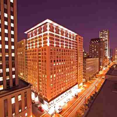 Embassy Suites by Hilton Montreal Hotel Exterior