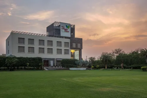 The Mystic Palms Hotels in Mathura
