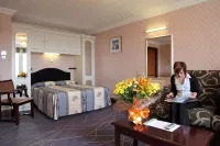 The Devoncourt Resort Hotels in Budleigh Salterton