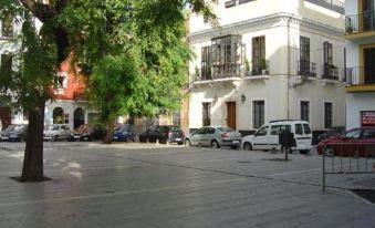 RentalSevilla Apartamento en Barrio Santa Cruz Con Parking