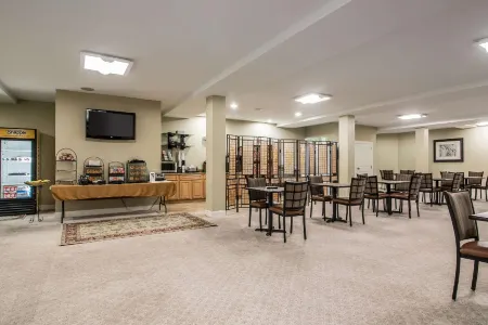 Riverside Hotel, Ascend Hotel Collection Отели в г. Даммерстон