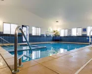 Comfort Inn - Pools