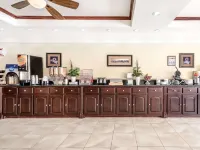 Super 8 by Wyndham Hidalgo/McAllen Area Hotels in Hidalgo