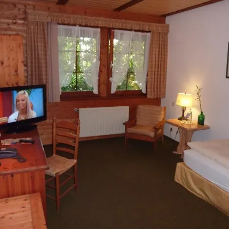 Akzent Hotel Zur Wasserburg - Hotel Garni Bed & Breakfast