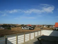 "Ute" - 200m from the Sea