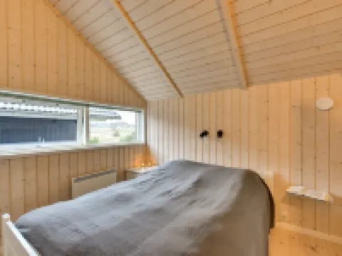 "Christan" - 1.2km from the Sea