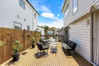 Stunning Taka Retreat nr Beach-Netflix Hotels in Hauraki