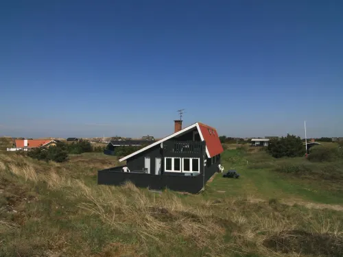 "Casandra" - 600m from the Sea