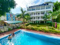 Hotel Rishikesh Grand by Kool Stays - piscina