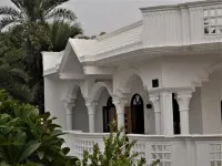 Taj Square A Luxurious Family Homestay Hotel a 