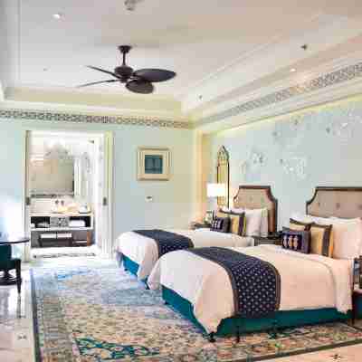 The Leela Palace Jaipur Rooms