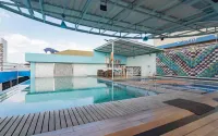 RedDoorz Premium Near Bandung Station Hotels in Andir