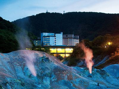 施設外観 第一滝本館の写真