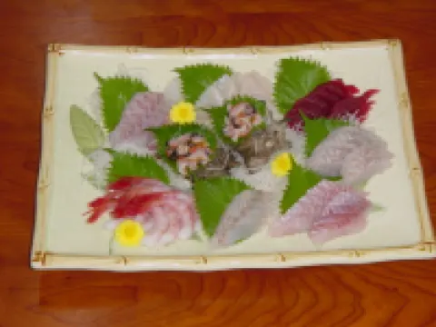 Onsen Minshuku Shirahamaya