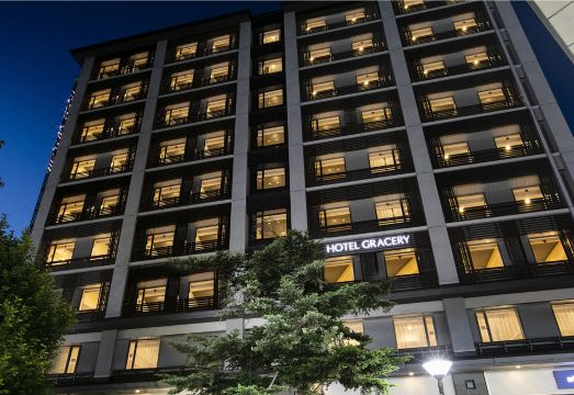 1. 호텔 그레이스리..