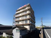 ホテル鶴川内
