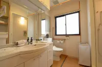 Asahi House Hotels in Takamatsu