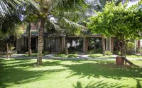 Sala Tuy Hoa Beach Hotel Hotels near Tuy Hòa Beach