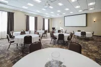 Best Western Plus Lacombe Inn  Suites