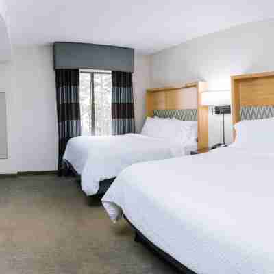 Holiday Inn & Suites Stockbridge/Atlanta I-75 Rooms