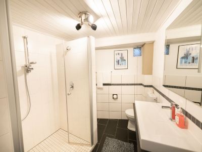 Five-Bedroom Room Jula Photo