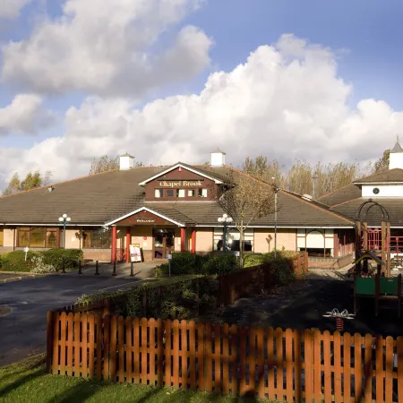 Premier Inn Liverpool (Tarbock) Отели рядом с достопримечательностью «Зал Спик»