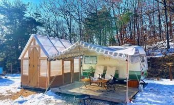 Ganghwa Urbanage Glamping Caravan