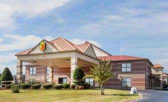 Super 8 by Wyndham Jacksonville AR