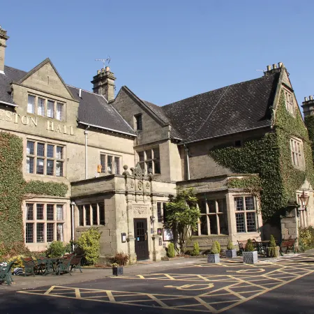 Weston Hall Hotel, Sure Hotel Collection by Best Western Отели рядом с достопримечательностью «Стадион «Рико-Арена»»