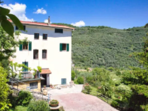 Asplanato (Dol160) Hotels in Dolcedo