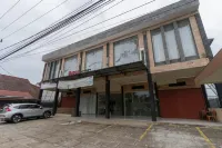 RedDoorz Syariah near Transmart Jambi 2