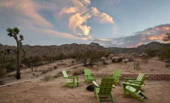 Desert Villa Retreat Joshua Tree View