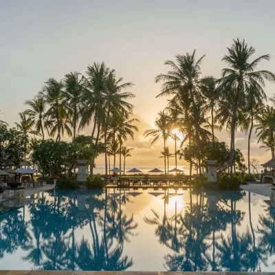 كونراد بالي Hotels near شاطئ غيغر