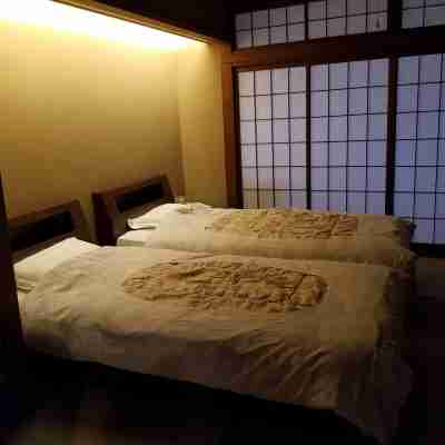 Tsukimotoya Ryokan Rooms