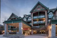 Pinnacle Hotel Whistler