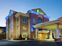 Holiday Inn Express & Suites Live Oak Hotels in Live Oak