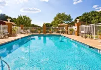 Holiday Inn Winter Haven Hotels in Winter Haven