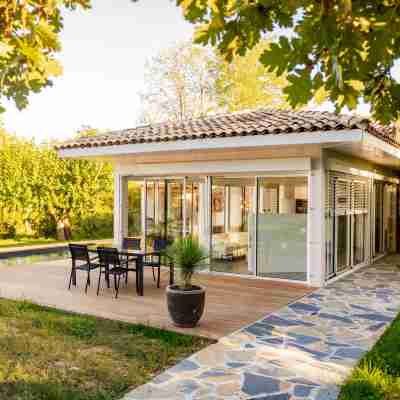 Villa d'architecte avec piscine et jacuzzi privés Hotel Exterior