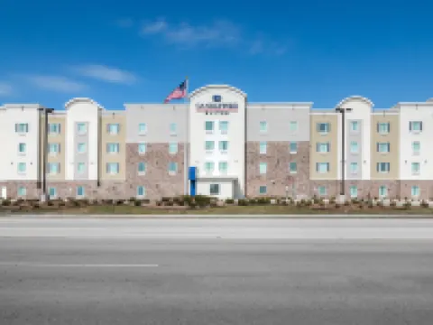 Candlewood Suites WACO by IHG Hotel di Waco
