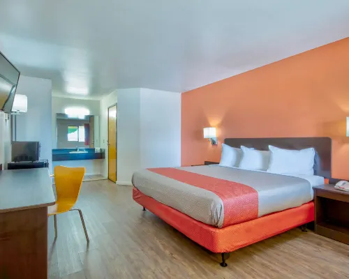 Motel 6 Santa Nella, CA - Los Banos Hotels in Merced County
