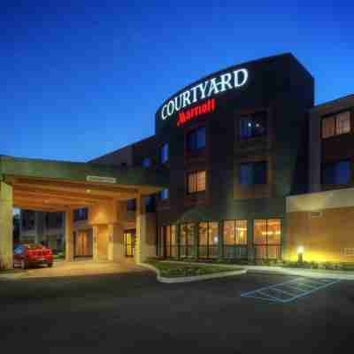 Courtyard by Marriott Johnson City Hotel Exterior