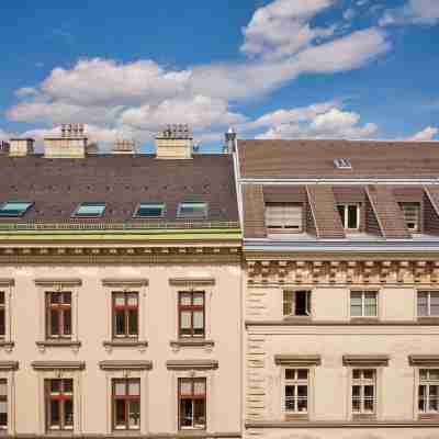 The Ritz-Carlton, Vienna Hotel Exterior