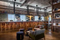 Moxy Charleston Downtown - 바
