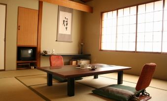 Kikunoya Ryokan