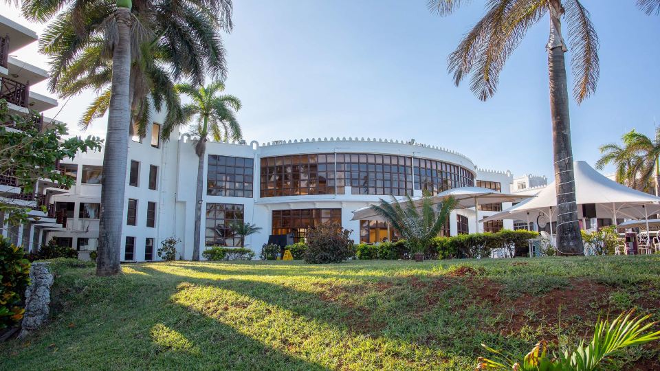 Golden Tulip Dar ES Salaam