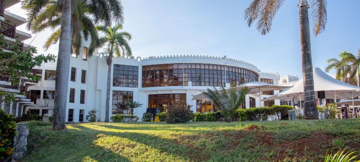 Golden Tulip Dar ES Salaam Hotels in Dar es salaam